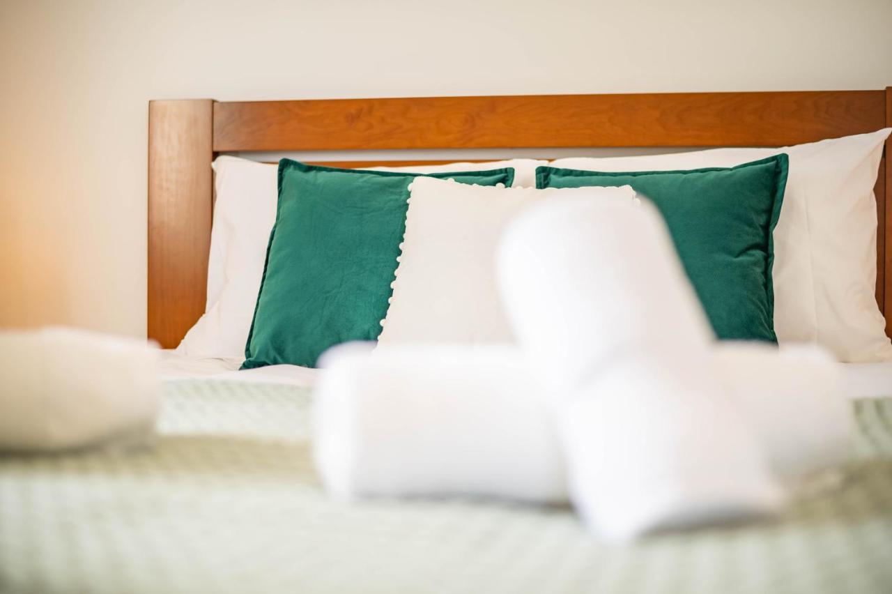 Green View Guest House Нордешти Экстерьер фото